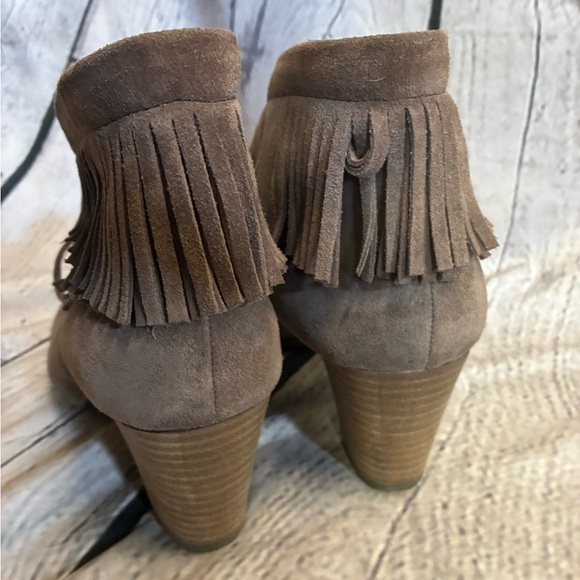 Gentle Souls Bettie Suede Fringe Ankle Boot Shoes Truffle Kenneth Cole Wmns Sz 8 - Picture 5 of 11